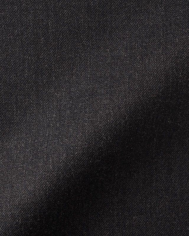 4MG2504