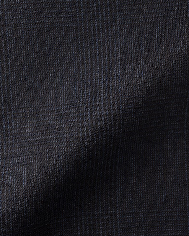 4MG3895