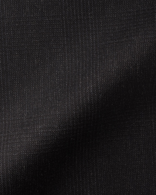 4MG3906